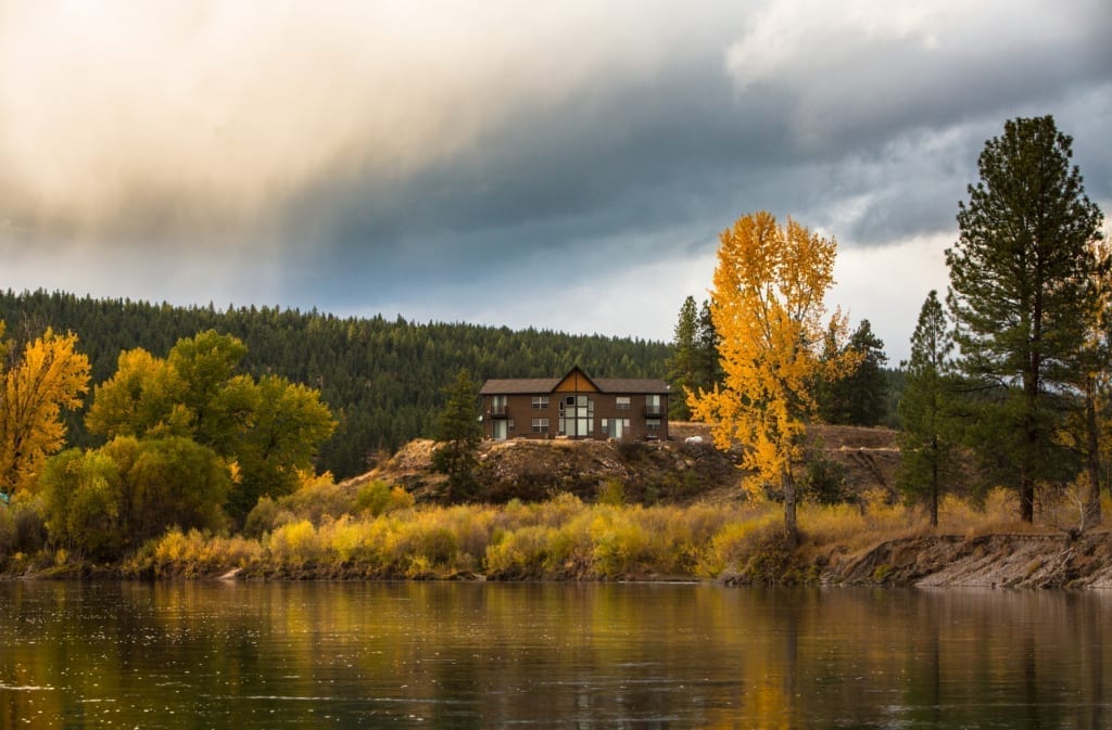 Missoula Mt Luxury Fishing Lodge Montana Dry Fly Lodge